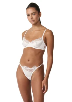 Rae Thong - Ivory