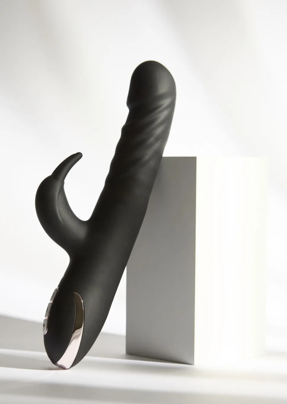 Rampant Rabbit Thrusting G-Spot Vibrator