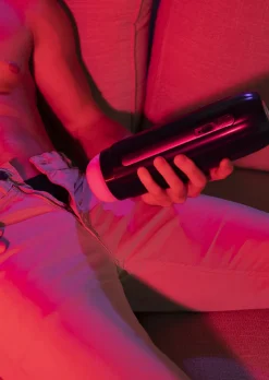 Svakom Hannes Neo Interactive Throbbing Masturbator